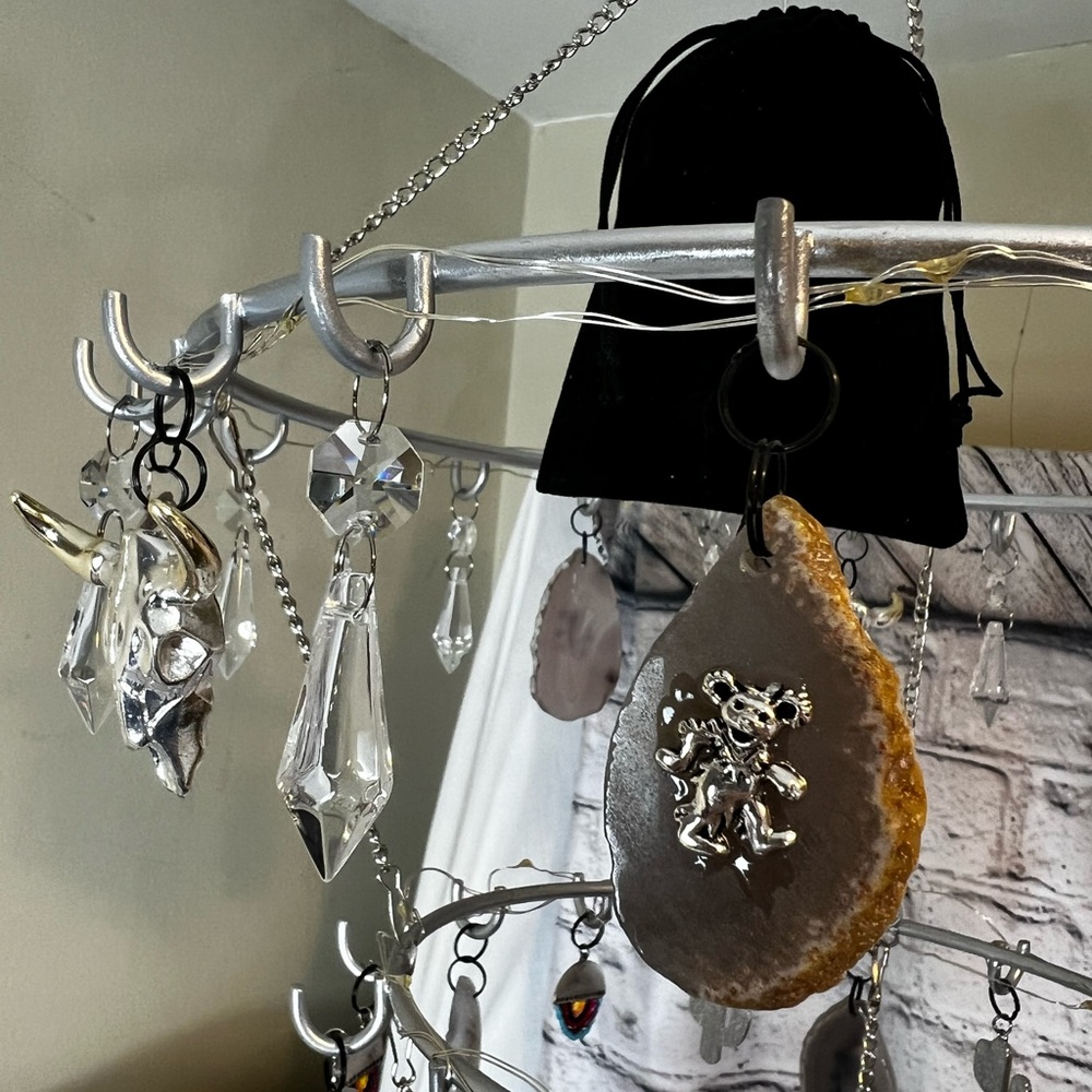 Grateful Dead themed Chandelier “ El Paso” - Picture 7 of 7
